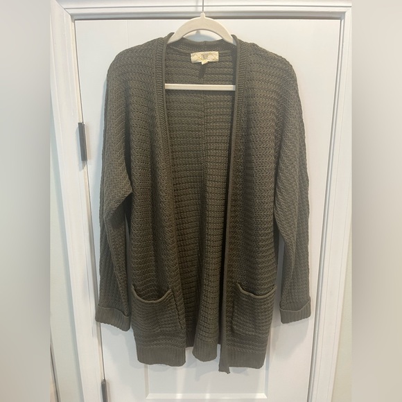 PINQUE Sweaters - Pinque Analeigh Two Pocket Textured Cardigan